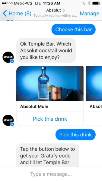 Questa immagine mostra ai professionisti del marketing come Absolut utilizza Facebook Messenger Ads per aumentare il coinvolgimento e le vendite.