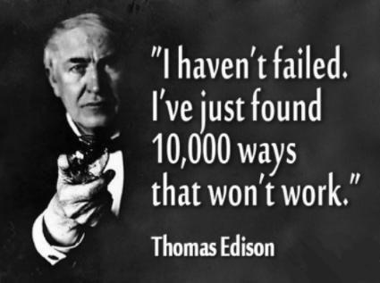 To zdjęcie pokazuje Thomasa Edisona i jego słynny cytat o porażkach 10 000 razy, aby odnieść sukces.