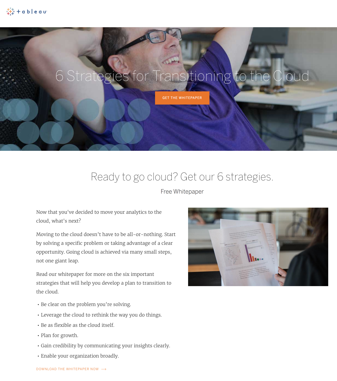 hârtie albă a paginii de destinație cu magnet de plumb