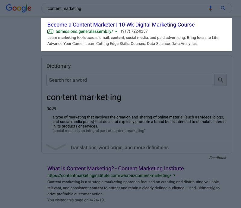 ejemplo de búsqueda de Google de publicidad nativa