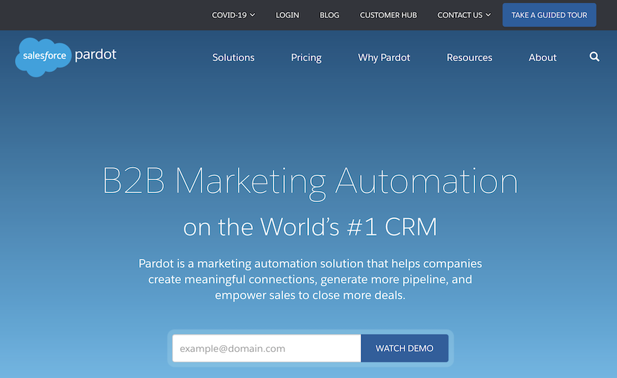 Examen de la page de destination du logiciel d'automatisation Pardot