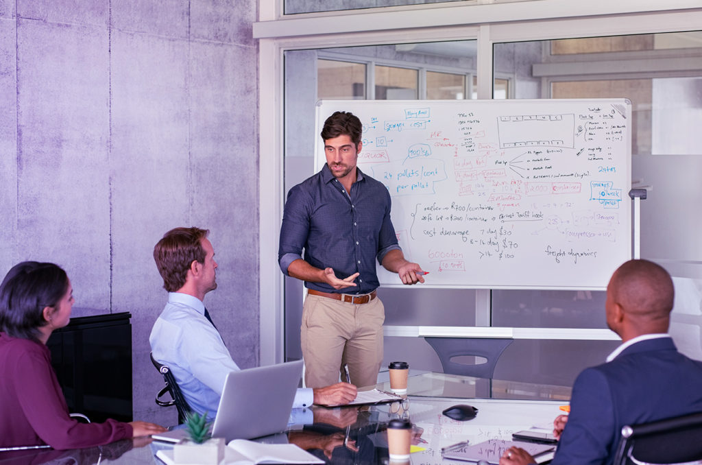 ブランドマネージャー向けの広告トラッカーの使用