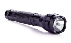 一个普通的黑色手电筒