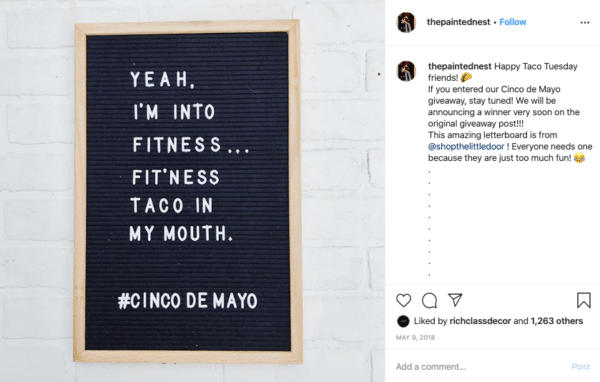 Cinco de Mayo Schwarzes Brett mit braunem Rand für Instagram-Wettbewerbe