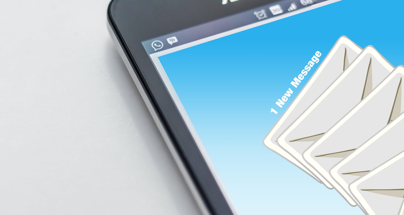 Uno dei kpi di marketing b2b più essenziali è l'email marketing