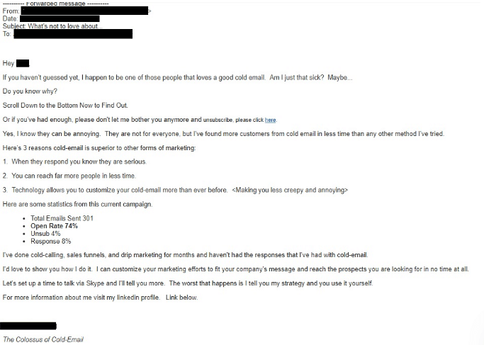 ejemplo de CTA de correo electrónico frío que es difícil de ver