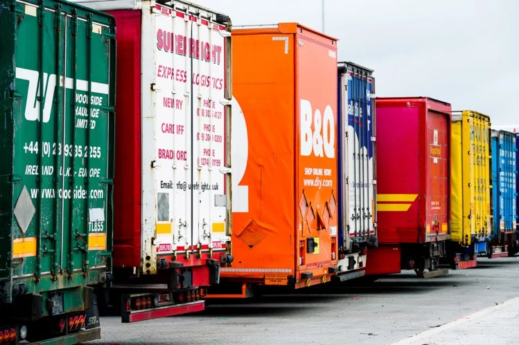 Zewnętrzne firmy logistyczne — wszystko, co musisz wiedzieć o najbardziej wydajnych dostawcach rozwiązań w branży (CZĘŚĆ I) 3 Third Party Logistics Companies - Everything You Need to Know about the Business's Most Efficient Solution Providers (PART I) 3