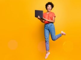 O varejo DTC está crescendo graças ao modelo de comércio por assinatura. Conheça os benefícios desses modelos e qual modelo é melhor para o seu negócio.