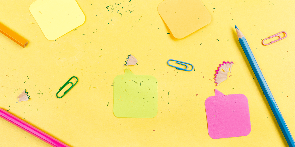 Cum să găsiți, să vă alăturați și să fixați în antetul panourilor de grup Pinterest - fundal galben cu agrafe, creioane și note lipicioase