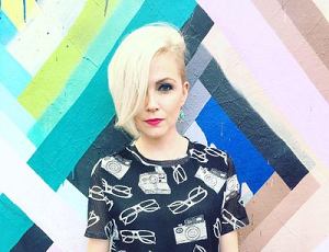 Marji J. Shermanは、経験豊富なソーシャルメディアストラテジストです。