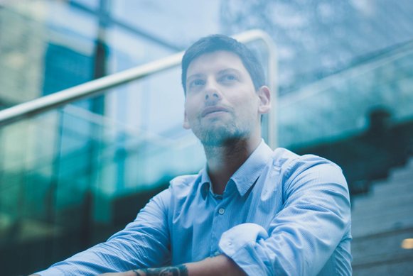 キャリアの成長のためにソーシャルメディアを使用するための7つのヒント