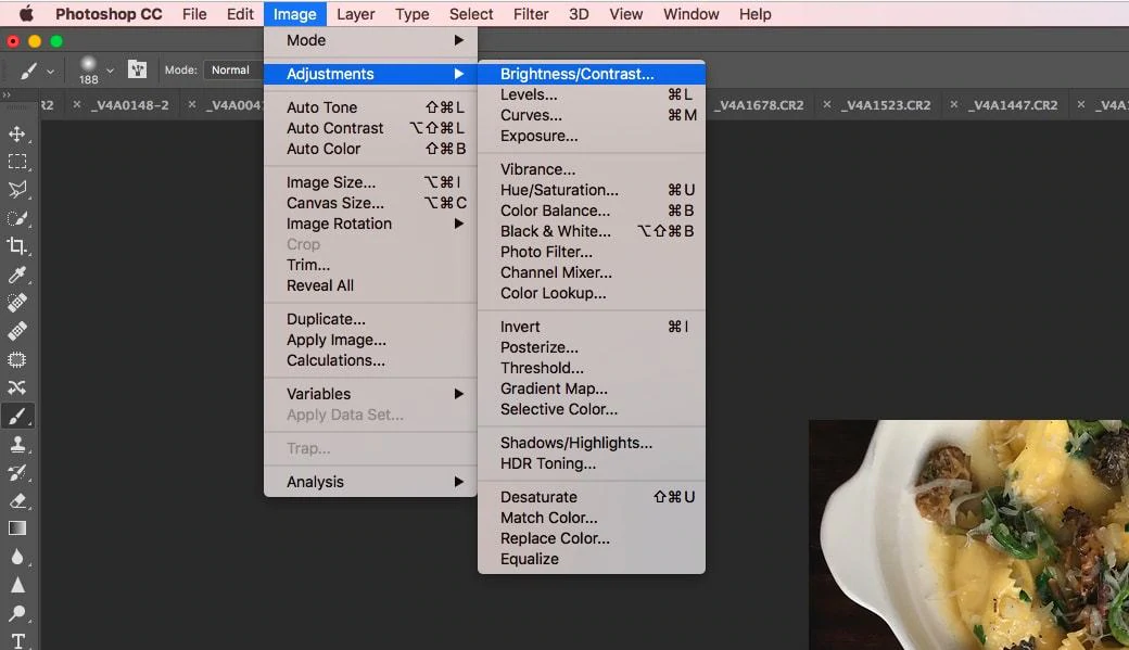 フードフォトグラフィー：明​​るさとコントラスト