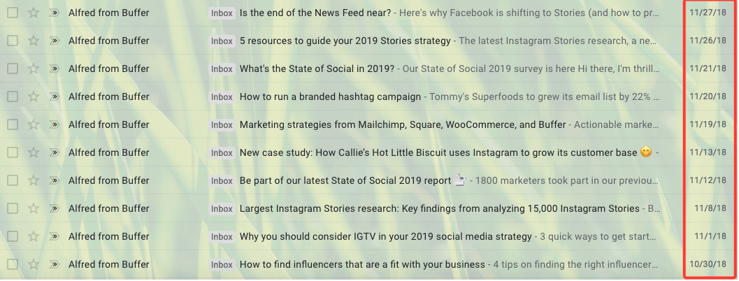 عدد كبير جدًا من رسائل البريد الإلكتروني على سبيل المثال