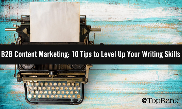 Schreibmaschine auf Faded Blue Wood Hintergrundbild