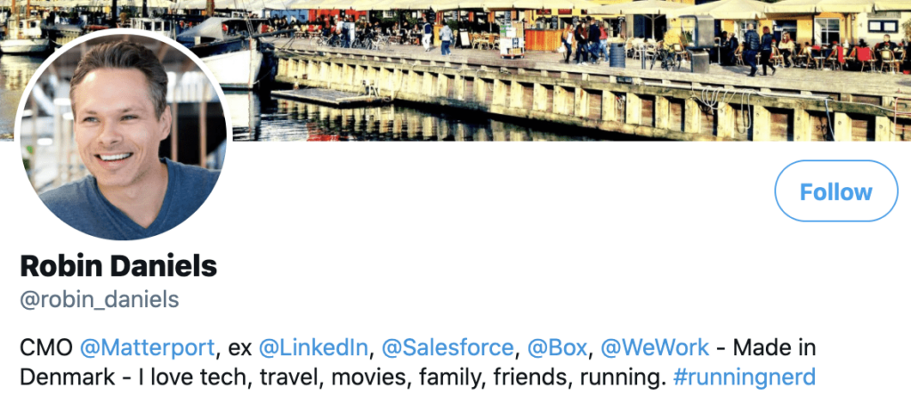 Exemplo de declaração de marca pessoal da biografia do Twitter de Robin Daniels