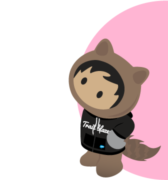 Astro dalam hoodie Trailblazer hitam melihat ke atas dan ke kiri dengan latar belakang setengah lingkaran merah muda