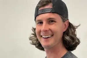 Benzin İstasyonu Coffee Spurs Altın Oran Kurucusu