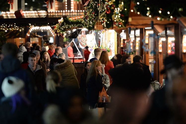 크리스마스 쇼핑객