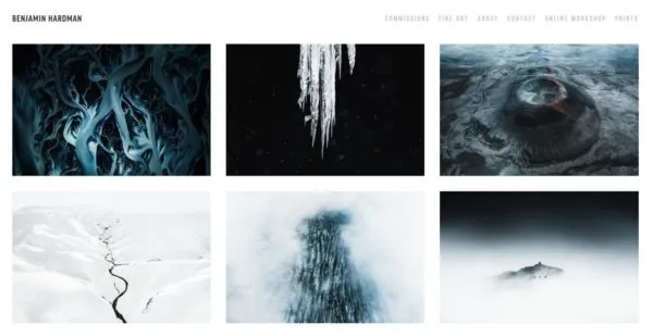 선명하고 깨끗한 배경의 아티스트 웹사이트 예 - 아티스트: Benjamin Hardman