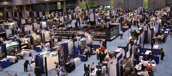 Immagine della fiera in cui ogni venditore si fonde
