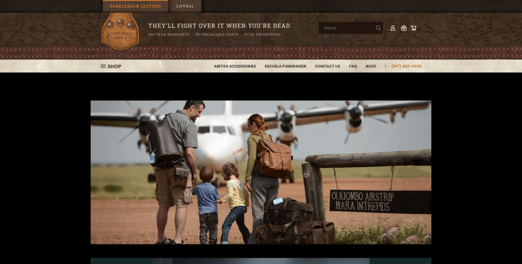 Captură de ecran a paginii de pornire Saddleback Leather