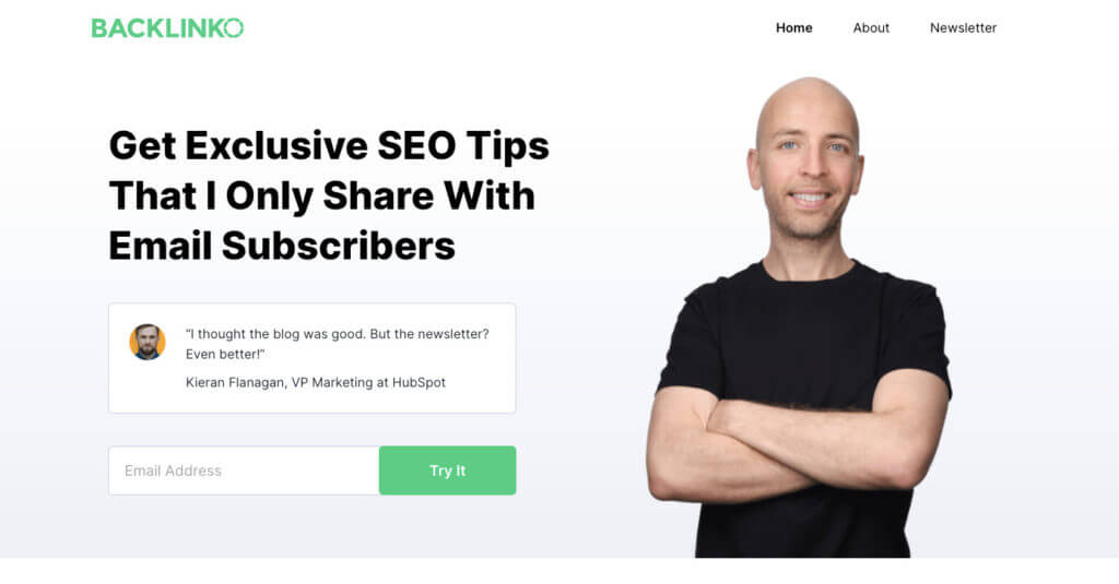 Captură de ecran a paginii de start a lui Backlinko
