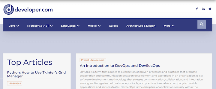 ejemplo de encabezado de sitio web con botones de redes sociales