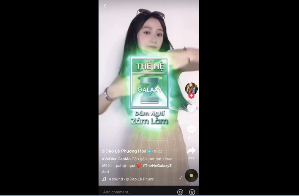 ejemplos-de-publicidad-nativa-samsung-tiktok