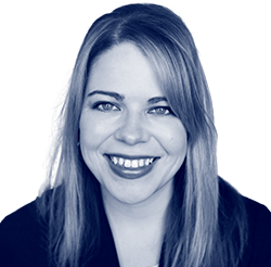 Алексис Холл