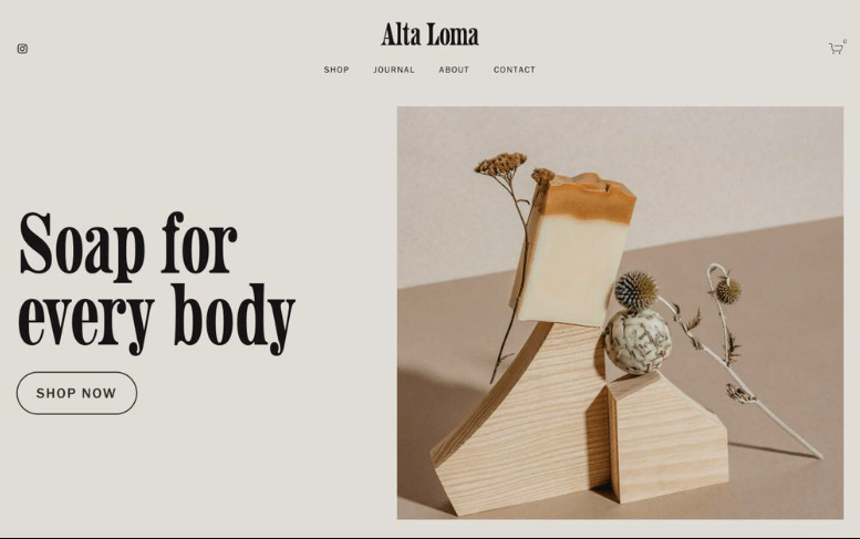 Site web construit folosind Squarespace