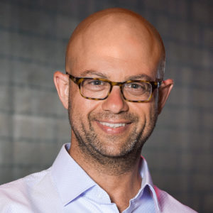 Instagram 마케팅 팁 - Sean Brattin