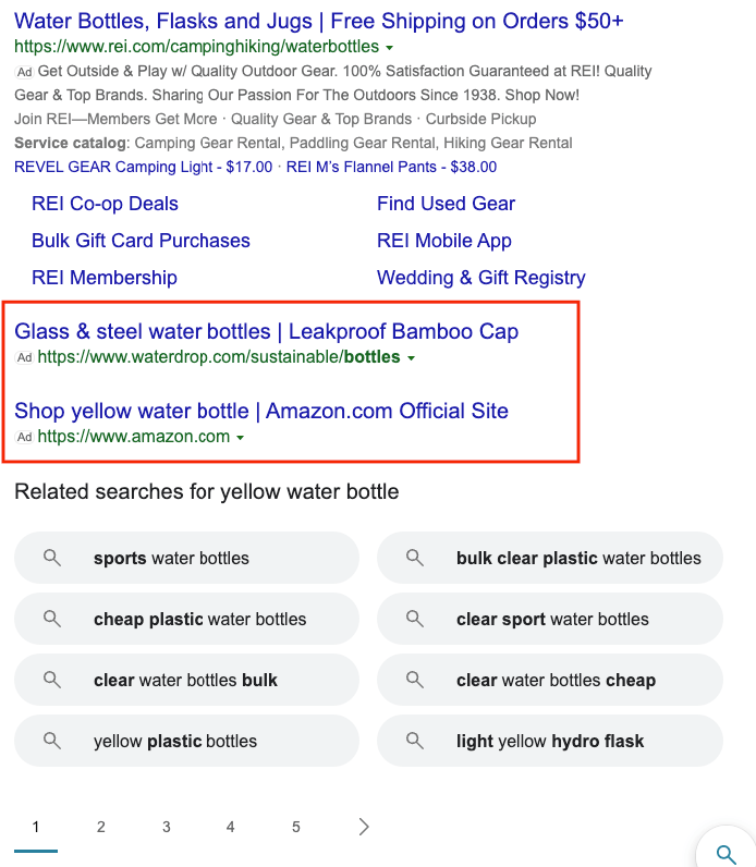 Anuncios de Bing que aparecen en la parte inferior de la página
