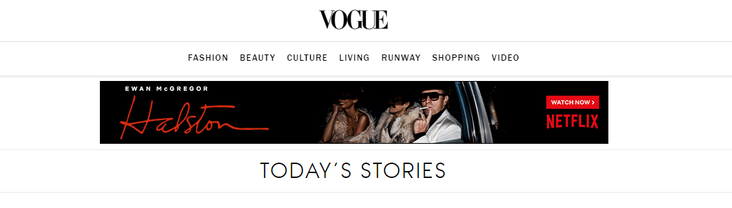 Anunț banner Netflix care arată o imagine din noul lor serial „Halston”