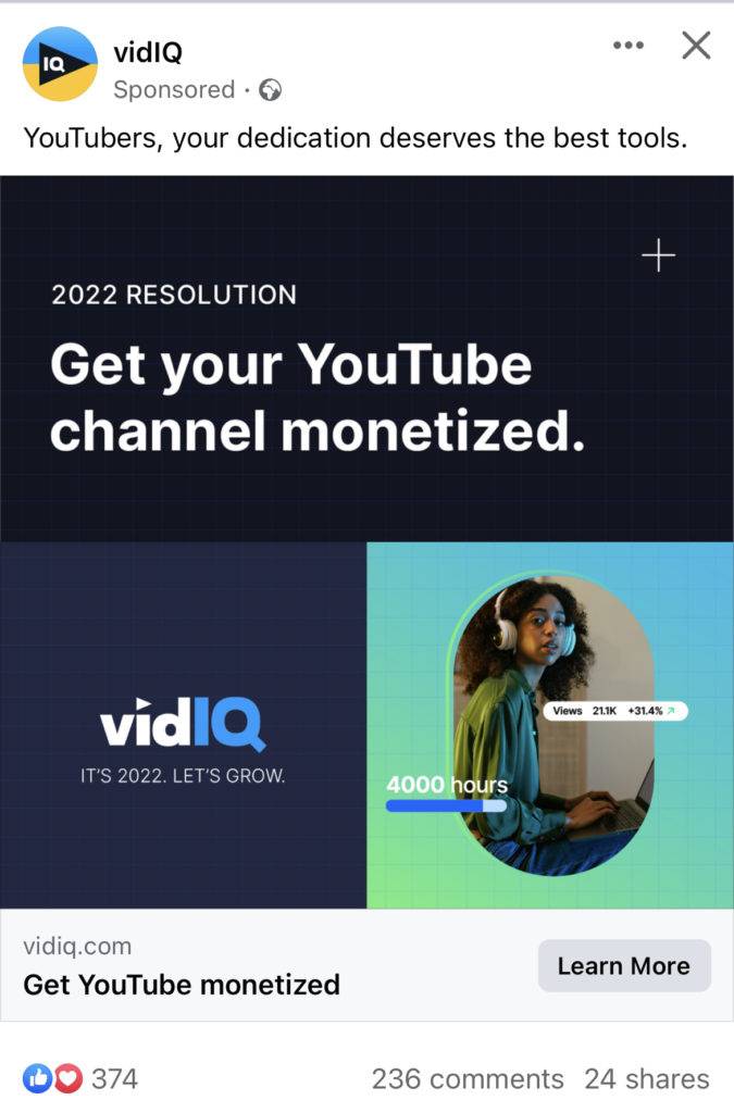 Zrzut ekranu reklam VidIq na Facebooku