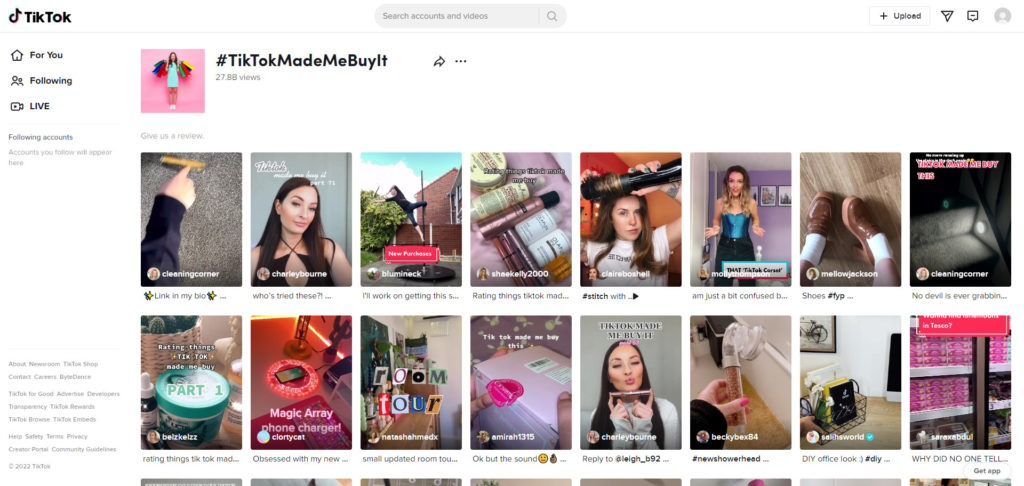 Captura de tela dos vídeos #TikTokMadeMeBuy em alta