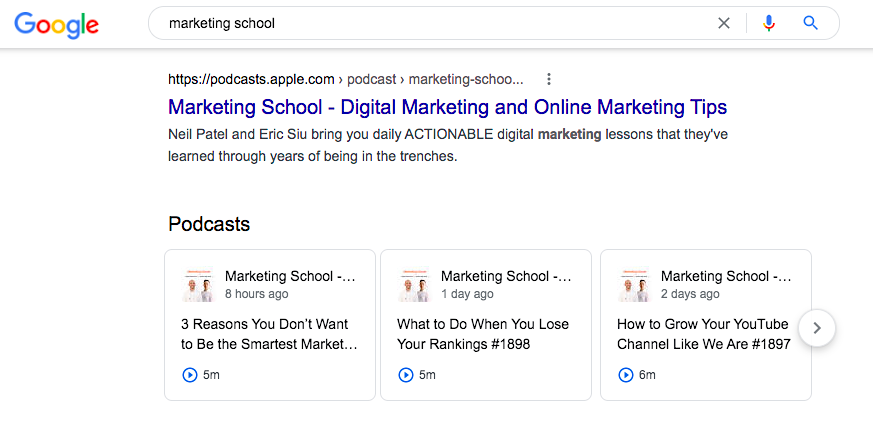 Снимок экрана, показывающий, как Google отображает эпизоды подкастов прямо в своей поисковой выдаче.