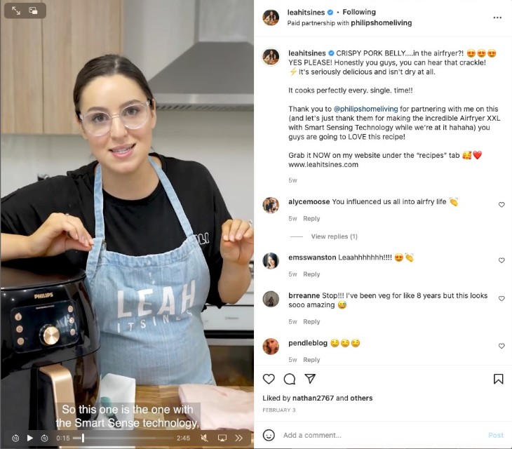 @leahitsines udostępnia rolkę z frytownicą na Instagramie we współpracy z PhilipsHomeLiving