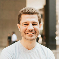 Тони Чолино