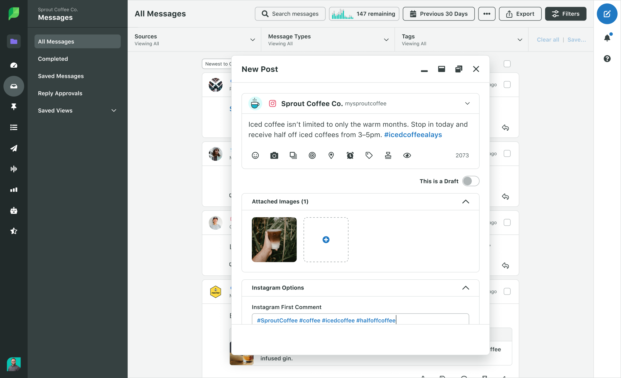 Screenshot della casella Sprout Social Compose in cui gli utenti possono programmare sia il post che il primo commento su Instagram.